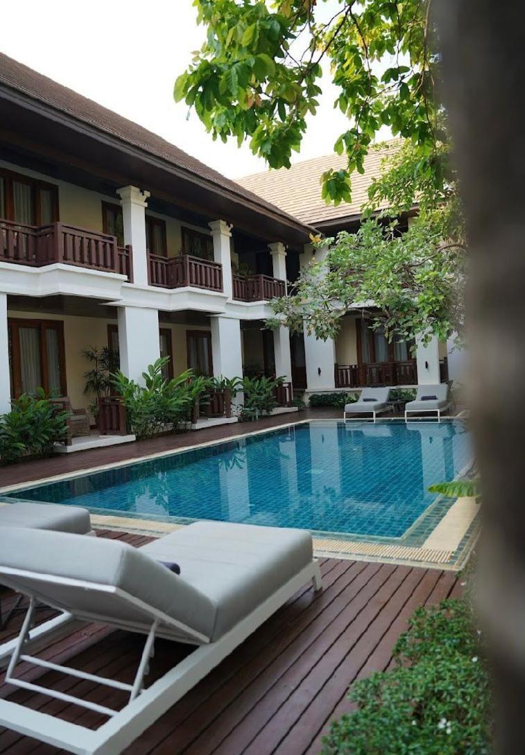 Athena Hotel Pakse Luaran gambar